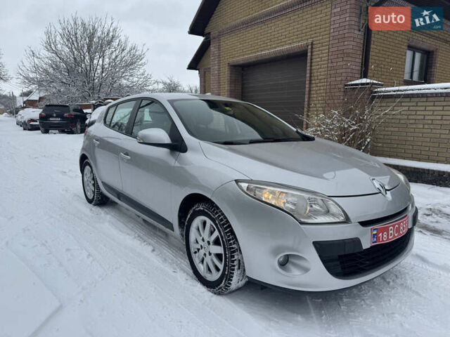 Серый Рено Меган, объемом двигателя 1.6 л и пробегом 169 тыс. км за 7450 $, фото 8 на Automoto.ua