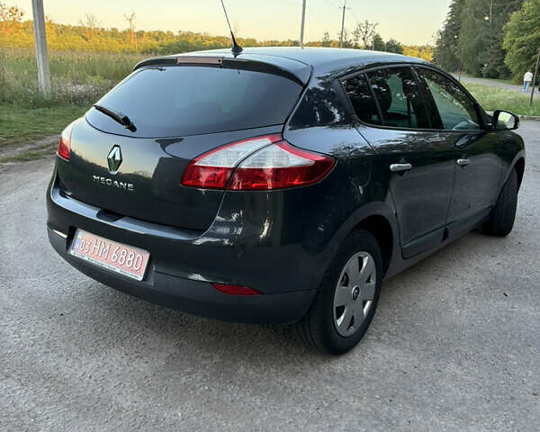 Сірий Рено Меган, об'ємом двигуна 1.6 л та пробігом 186 тис. км за 6700 $, фото 6 на Automoto.ua
