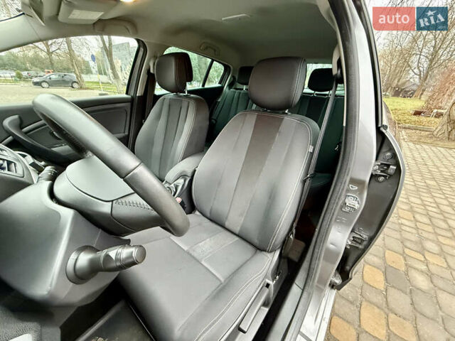 Сірий Рено Меган, об'ємом двигуна 1.6 л та пробігом 156 тис. км за 8350 $, фото 29 на Automoto.ua