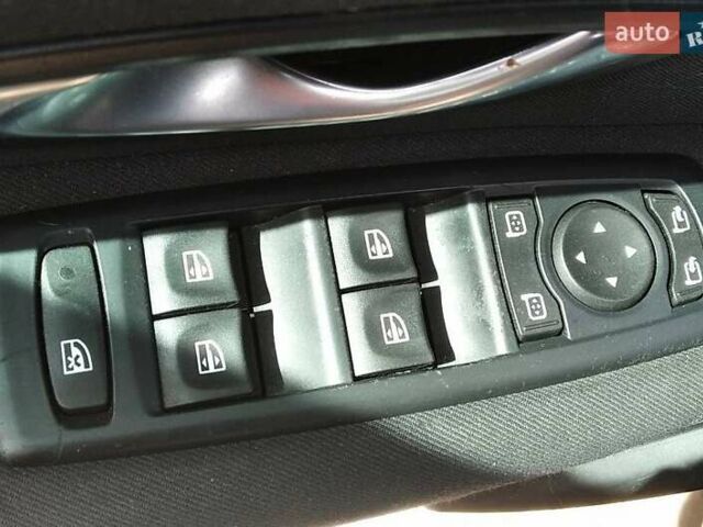 Сірий Рено Меган, об'ємом двигуна 1.6 л та пробігом 193 тис. км за 6799 $, фото 13 на Automoto.ua