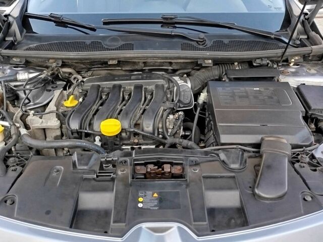 Рено Меган 2009 у Дніпро (Дніпропетровську) на Automoto.ua Сірий Рено Меган, об'ємом двигуна 1.6 л та пробігом 222 тис. км за 6800 $, фото 20 на Automoto.ua
