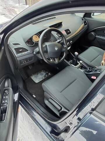 Серый Рено Меган, объемом двигателя 1.6 л и пробегом 250 тыс. км за 5600 $, фото 11 на Automoto.ua