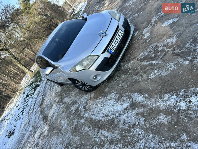 Серый Рено Меган, объемом двигателя 1.46 л и пробегом 271 тыс. км за 6000 $, фото 1 на Automoto.ua