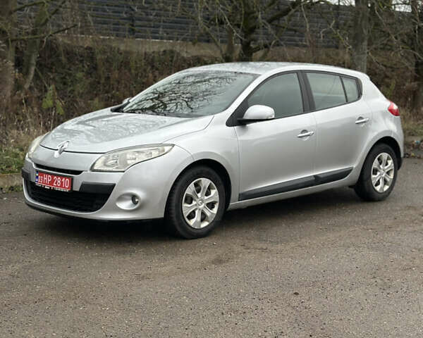 Серый Рено Меган, объемом двигателя 1.6 л и пробегом 170 тыс. км за 6500 $, фото 8 на Automoto.ua