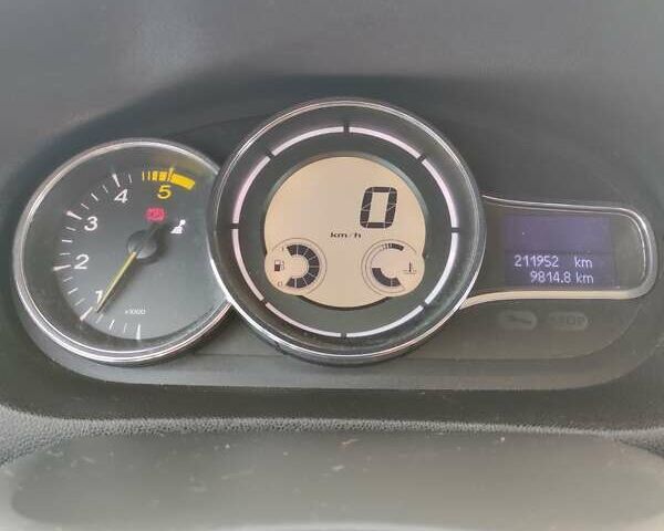 Серый Рено Меган, объемом двигателя 1.5 л и пробегом 211 тыс. км за 6600 $, фото 11 на Automoto.ua