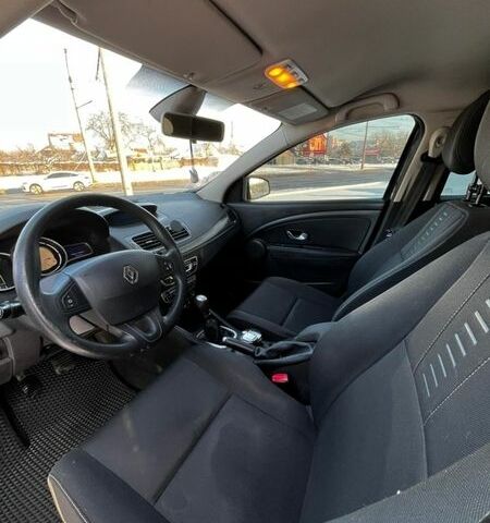 Сірий Рено Меган, об'ємом двигуна 1.6 л та пробігом 282 тис. км за 6300 $, фото 42 на Automoto.ua