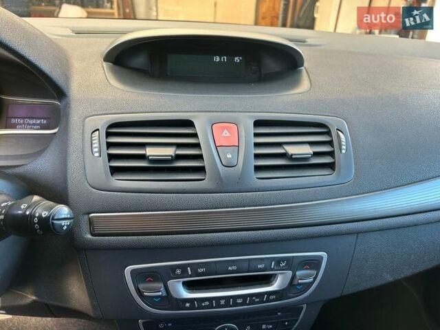 Серый Рено Меган, объемом двигателя 1.6 л и пробегом 187 тыс. км за 6700 $, фото 22 на Automoto.ua