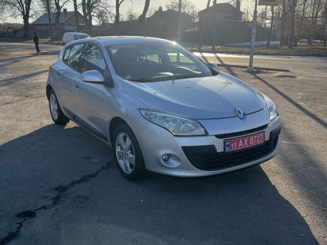 Сірий Рено Меган, об'ємом двигуна 1.6 л та пробігом 207 тис. км за 6400 $, фото 2 на Automoto.ua