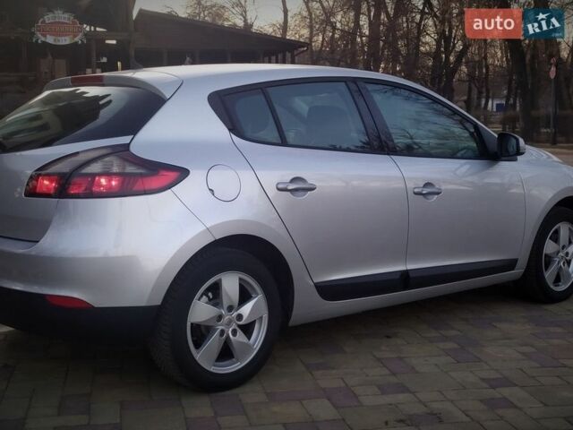 Сірий Рено Меган, об'ємом двигуна 1.6 л та пробігом 188 тис. км за 7500 $, фото 21 на Automoto.ua