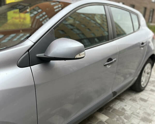 Серый Рено Меган, объемом двигателя 1.46 л и пробегом 333 тыс. км за 5200 $, фото 9 на Automoto.ua