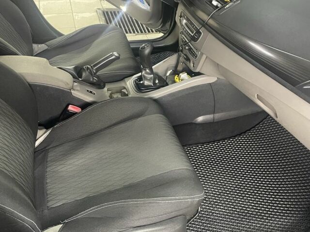 Серый Рено Меган, объемом двигателя 1.5 л и пробегом 258 тыс. км за 5800 $, фото 6 на Automoto.ua