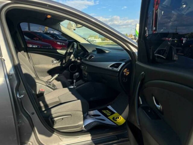 Серый Рено Меган, объемом двигателя 1.5 л и пробегом 289 тыс. км за 7200 $, фото 8 на Automoto.ua