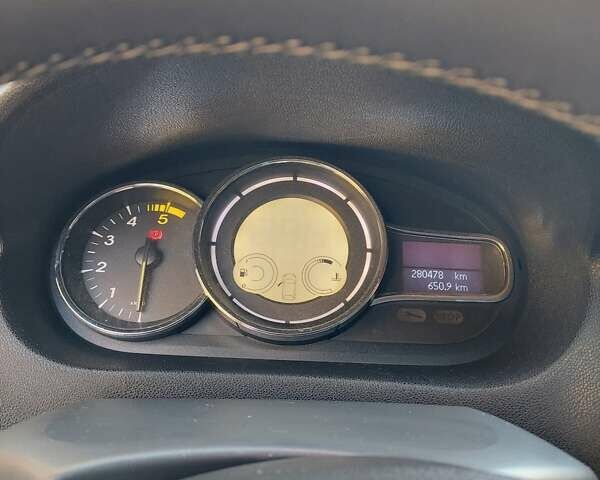 Сірий Рено Меган, об'ємом двигуна 1.46 л та пробігом 280 тис. км за 5900 $, фото 3 на Automoto.ua