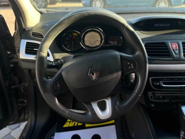 Серый Рено Меган, объемом двигателя 1.5 л и пробегом 289 тыс. км за 7200 $, фото 18 на Automoto.ua