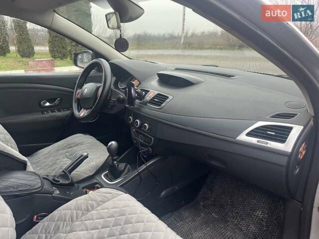 Серый Рено Меган, объемом двигателя 1.46 л и пробегом 322 тыс. км за 5800 $, фото 12 на Automoto.ua