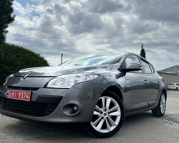 Сірий Рено Меган, об'ємом двигуна 1.6 л та пробігом 191 тис. км за 7600 $, фото 8 на Automoto.ua