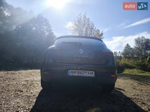 Серый Рено Меган, объемом двигателя 1.46 л и пробегом 178 тыс. км за 5600 $, фото 1 на Automoto.ua