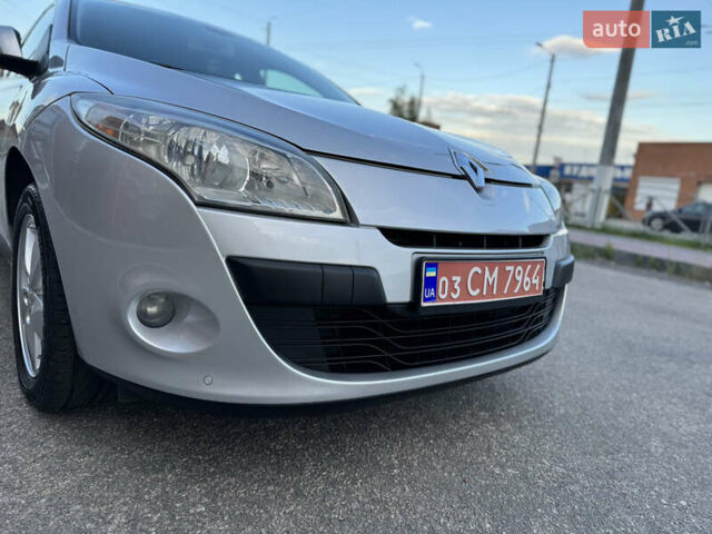 Серый Рено Меган, объемом двигателя 1.6 л и пробегом 180 тыс. км за 6550 $, фото 23 на Automoto.ua