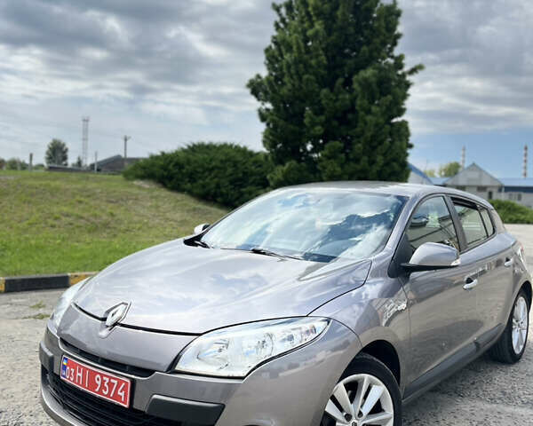 Сірий Рено Меган, об'ємом двигуна 1.6 л та пробігом 191 тис. км за 7600 $, фото 32 на Automoto.ua