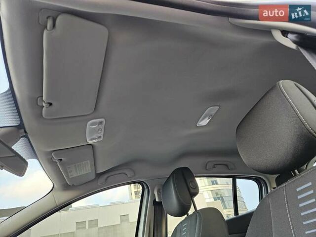 Серый Рено Меган, объемом двигателя 2 л и пробегом 106 тыс. км за 7300 $, фото 21 на Automoto.ua