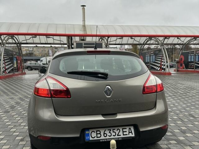Серый Рено Меган, объемом двигателя 1.6 л и пробегом 248 тыс. км за 6800 $, фото 7 на Automoto.ua