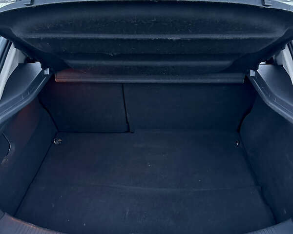 Серый Рено Меган, объемом двигателя 1.46 л и пробегом 260 тыс. км за 7200 $, фото 20 на Automoto.ua