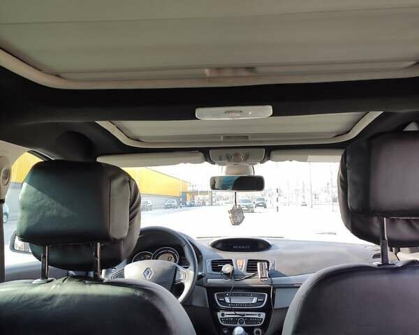 Сірий Рено Меган, об'ємом двигуна 1.5 л та пробігом 780 тис. км за 4300 $, фото 21 на Automoto.ua