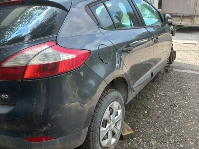 Сірий Рено Меган, об'ємом двигуна 0 л та пробігом 100 тис. км за 4000 $, фото 4 на Automoto.ua