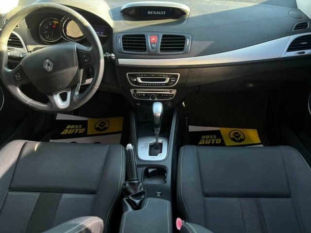 Серый Рено Меган, объемом двигателя 1.5 л и пробегом 289 тыс. км за 7200 $, фото 12 на Automoto.ua