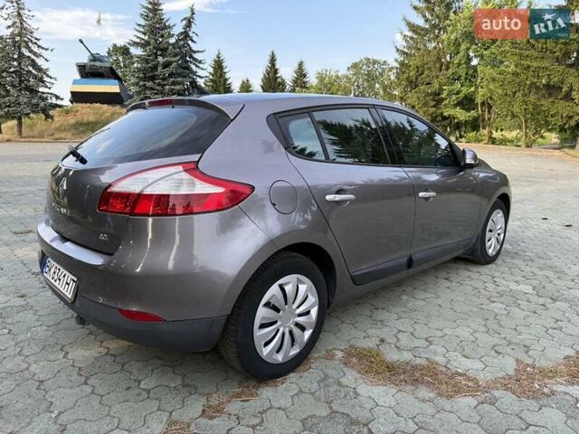 Серый Рено Меган, объемом двигателя 1.46 л и пробегом 268 тыс. км за 6650 $, фото 6 на Automoto.ua