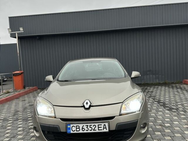 Серый Рено Меган, объемом двигателя 1.6 л и пробегом 248 тыс. км за 6800 $, фото 1 на Automoto.ua