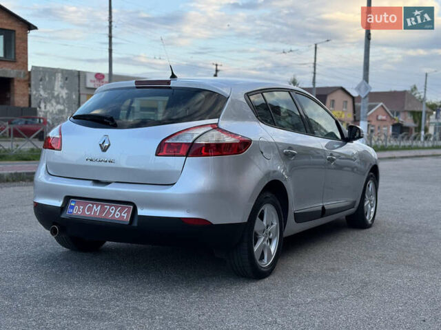 Серый Рено Меган, объемом двигателя 1.6 л и пробегом 180 тыс. км за 6550 $, фото 5 на Automoto.ua