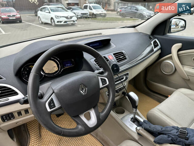 Сірий Рено Меган, об'ємом двигуна 2 л та пробігом 195 тис. км за 6700 $, фото 6 на Automoto.ua