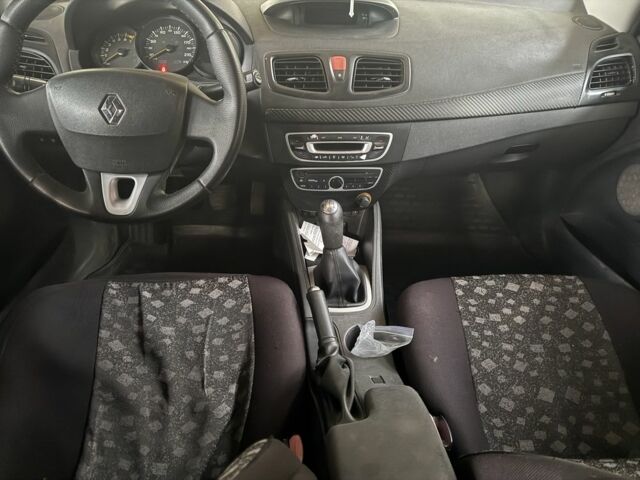Сірий Рено Меган, об'ємом двигуна 1.6 л та пробігом 218 тис. км за 3600 $, фото 7 на Automoto.ua