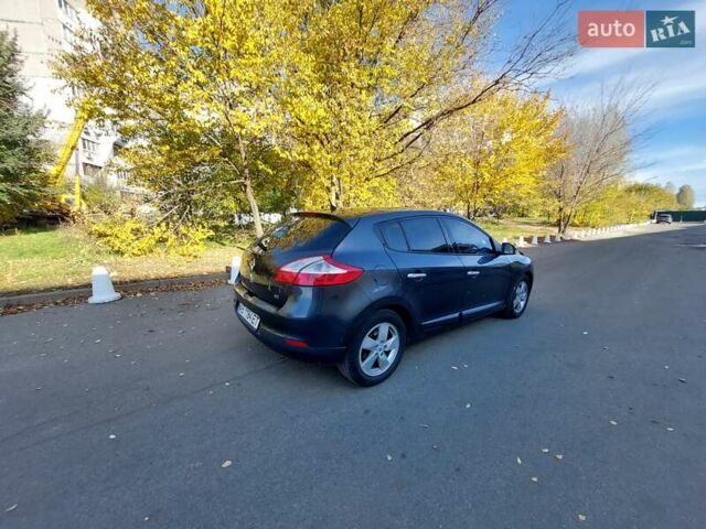 Сірий Рено Меган, об'ємом двигуна 1.46 л та пробігом 280 тис. км за 5900 $, фото 5 на Automoto.ua