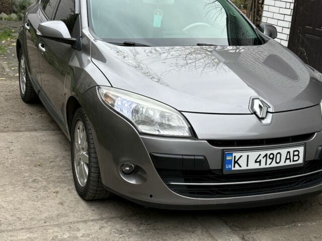 Серый Рено Меган, объемом двигателя 1.5 л и пробегом 256 тыс. км за 6500 $, фото 2 на Automoto.ua