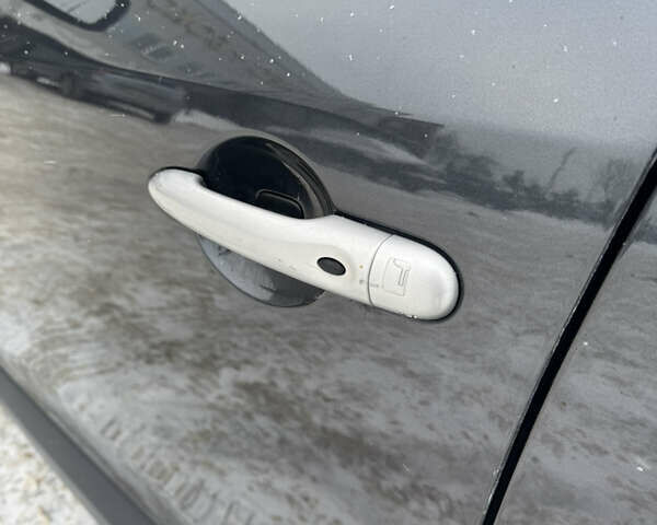 Серый Рено Меган, объемом двигателя 1.6 л и пробегом 243 тыс. км за 6800 $, фото 16 на Automoto.ua