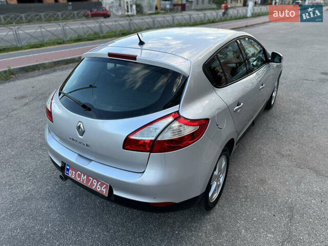 Серый Рено Меган, объемом двигателя 1.6 л и пробегом 180 тыс. км за 6550 $, фото 17 на Automoto.ua