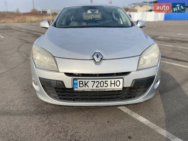 Серый Рено Меган, объемом двигателя 1.46 л и пробегом 286 тыс. км за 6650 $, фото 8 на Automoto.ua
