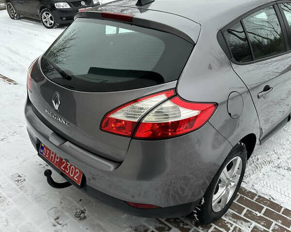 Серый Рено Меган, объемом двигателя 1.6 л и пробегом 148 тыс. км за 6850 $, фото 10 на Automoto.ua