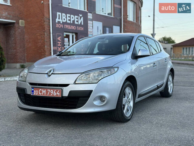 Серый Рено Меган, объемом двигателя 1.6 л и пробегом 180 тыс. км за 6550 $, фото 6 на Automoto.ua