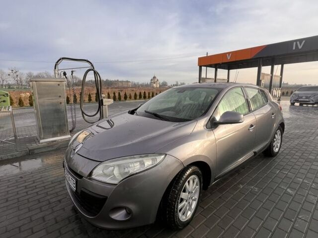 Серый Рено Меган, объемом двигателя 1.6 л и пробегом 181 тыс. км за 6600 $, фото 3 на Automoto.ua