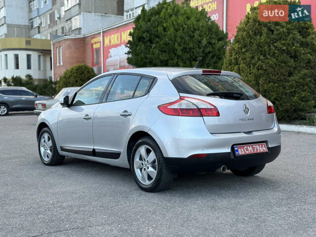 Серый Рено Меган, объемом двигателя 1.6 л и пробегом 180 тыс. км за 6550 $, фото 3 на Automoto.ua