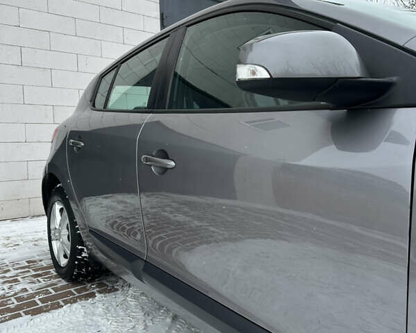 Серый Рено Меган, объемом двигателя 1.6 л и пробегом 148 тыс. км за 6850 $, фото 6 на Automoto.ua