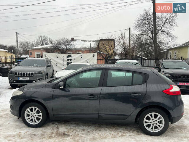 Сірий Рено Меган, об'ємом двигуна 1.6 л та пробігом 187 тис. км за 7700 $, фото 3 на Automoto.ua