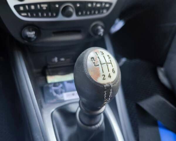 Серый Рено Меган, объемом двигателя 1.46 л и пробегом 178 тыс. км за 5600 $, фото 16 на Automoto.ua