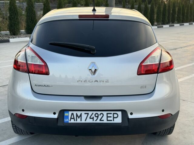 Сірий Рено Меган, об'ємом двигуна 1.5 л та пробігом 305 тис. км за 7000 $, фото 3 на Automoto.ua