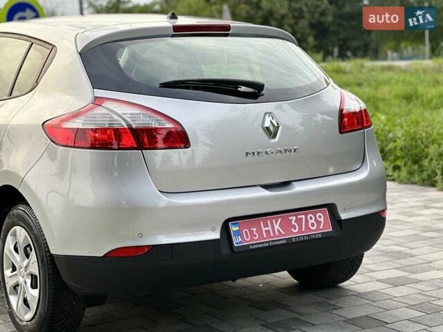 Сірий Рено Меган, об'ємом двигуна 1.6 л та пробігом 168 тис. км за 6600 $, фото 5 на Automoto.ua