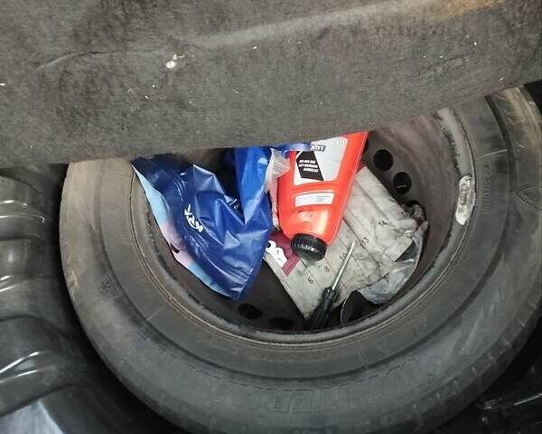 Сірий Рено Меган, об'ємом двигуна 1.46 л та пробігом 276 тис. км за 5500 $, фото 14 на Automoto.ua