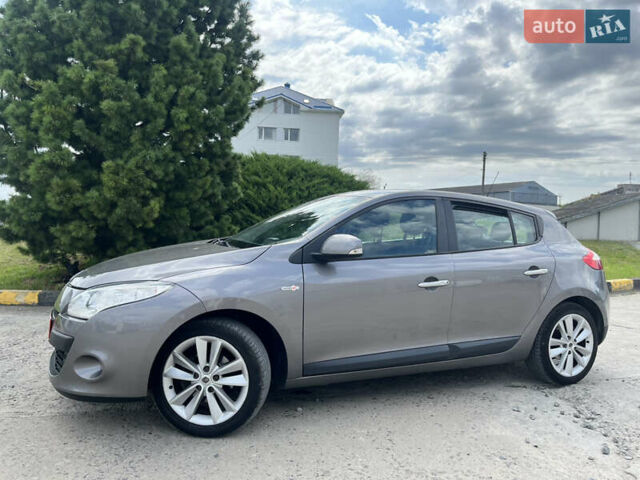 Сірий Рено Меган, об'ємом двигуна 1.6 л та пробігом 191 тис. км за 7600 $, фото 18 на Automoto.ua
